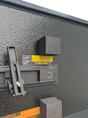 TAPA PLEGABLE RÍGIDA PARA CHEVROLET SILVERADO DOBLE CABINA (2019–2025)